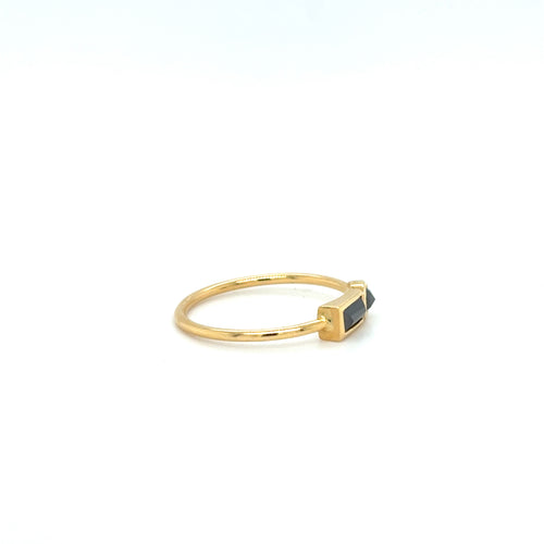Black Diamond Ring in 18ct Yellow Gold